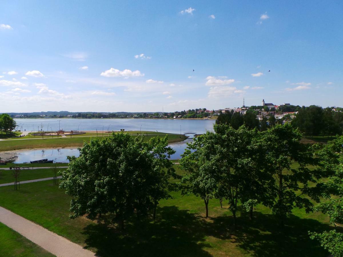 Cozy Apartment With A Wonderful Lake View Telšiai Εξωτερικό φωτογραφία