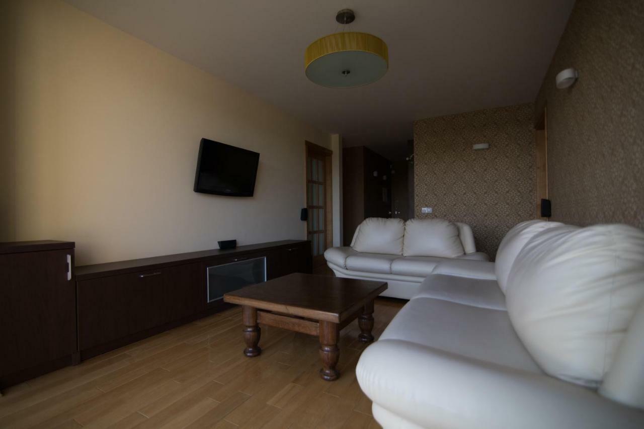 Cozy Apartment With A Wonderful Lake View Telšiai Εξωτερικό φωτογραφία